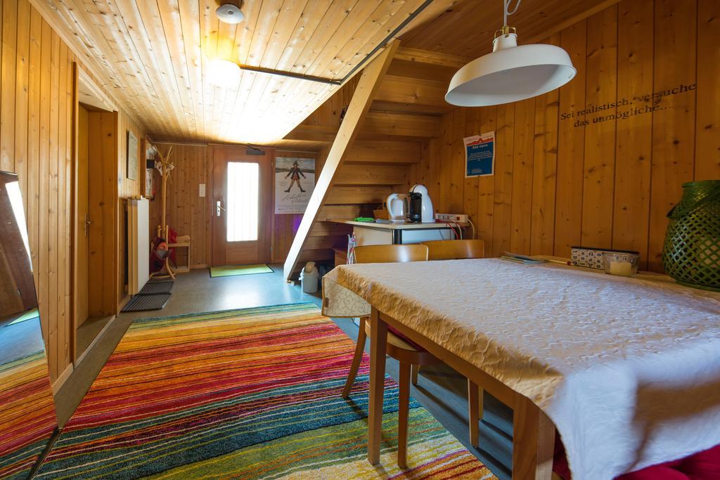 Gaestehaus Alpina In Fanas מראה חיצוני תמונה