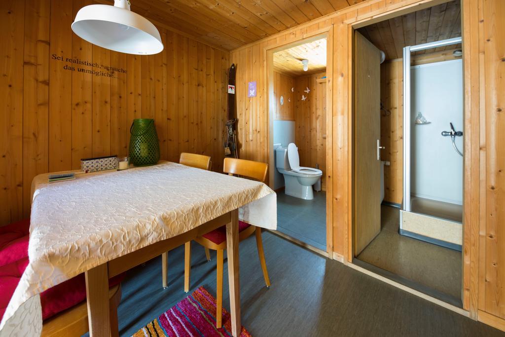 Gaestehaus Alpina In Fanas מראה חיצוני תמונה