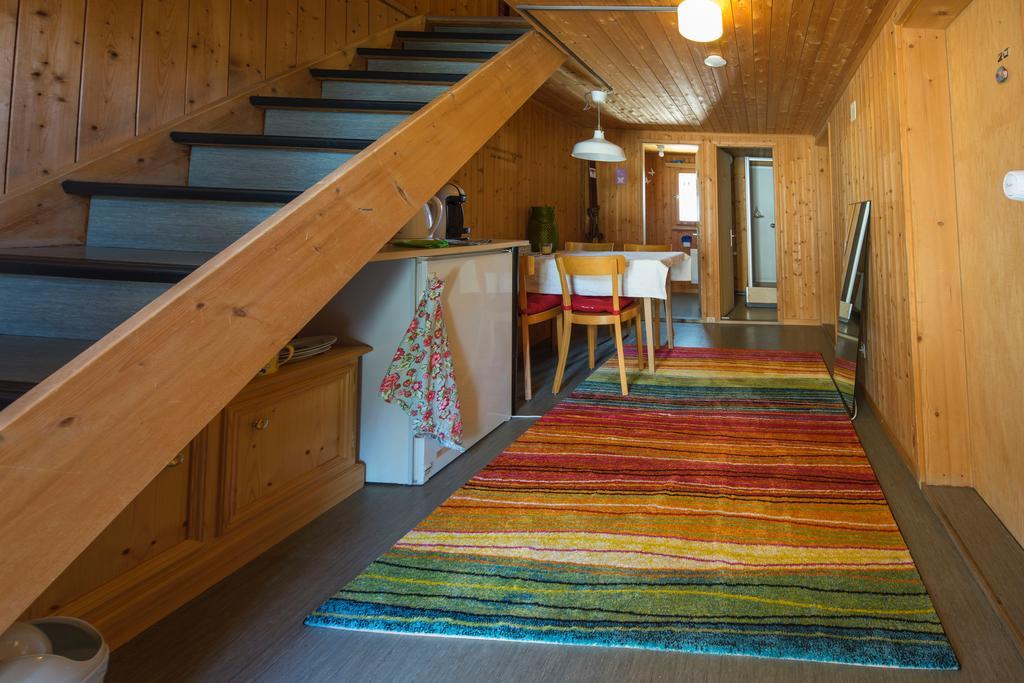 Gaestehaus Alpina In Fanas מראה חיצוני תמונה